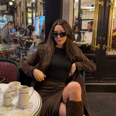 这个秋天的时尚单品，居然是脚上“皱巴巴”的靴子？