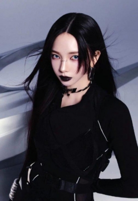 只有“蛇系”美女才能站上C位?美女