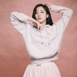 韩女穿起卫衣来怎么这么松弛？