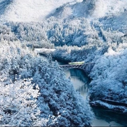 日本这个冷门雪乡美过北海道 还能打卡取景地